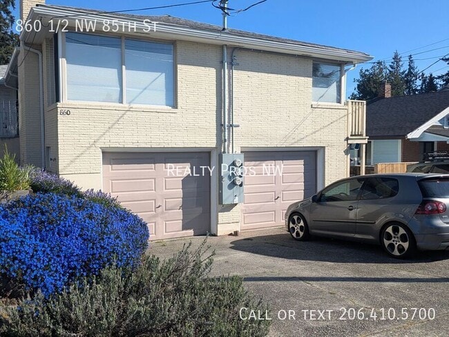 Building Photo - 860 NW 85th St