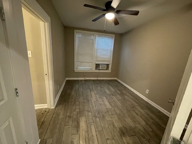 Photo - 204 E Dewey Pl Unit 5