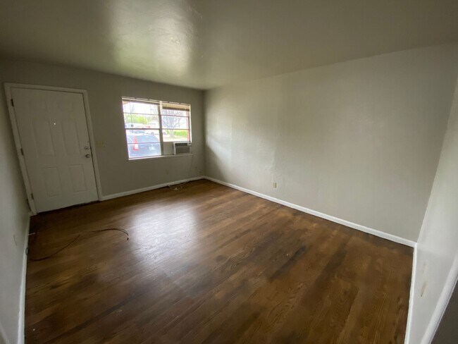 Photo - Charming One Bedroom, One Bath in Edmond!