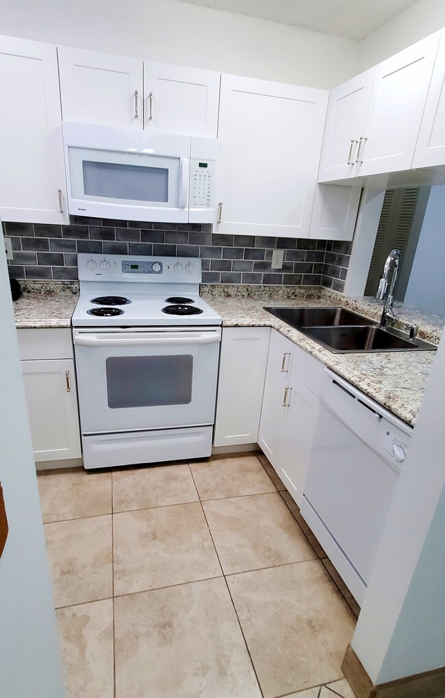 Photo - 1379 Summit Run Cir