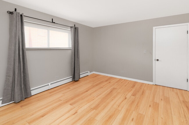 Photo - 1041 N Northwest Hwy Unit A1