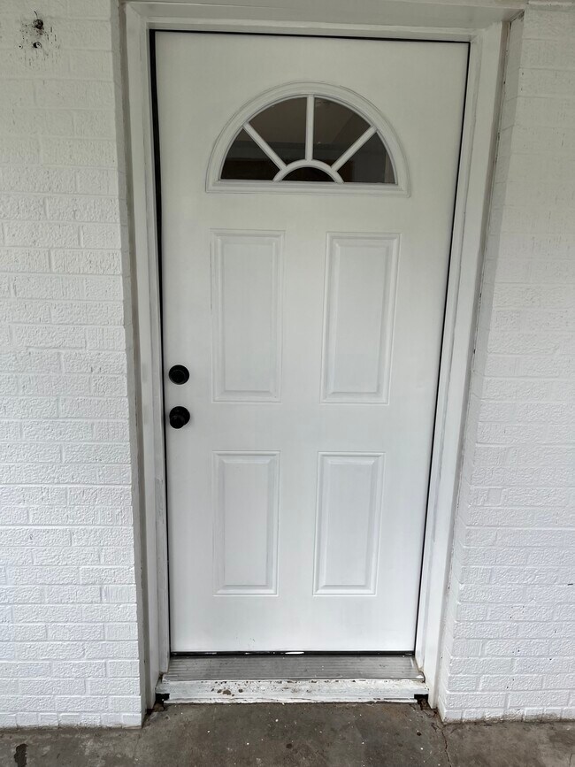 102 E Stanton St Unit 1
