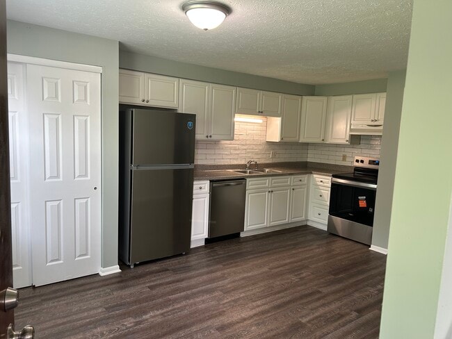 124 Larkins Xing