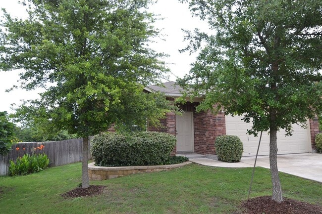 Photo - Alamo Ranch - 3/2