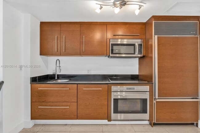 Photo - 475 Brickell Ave Unit 2610