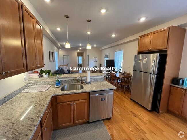 Building Photo - 14 Flint St Unit 1T Rental