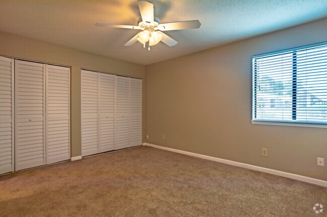 2BR,2BA_East Bay_1000 SqFt