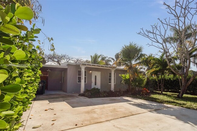 Photo - 1632 NW 6th Ave