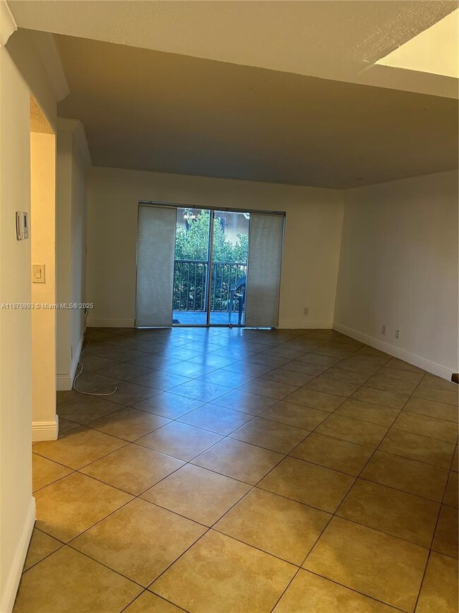 Photo - 17000 NW 67th Ave Unit 203