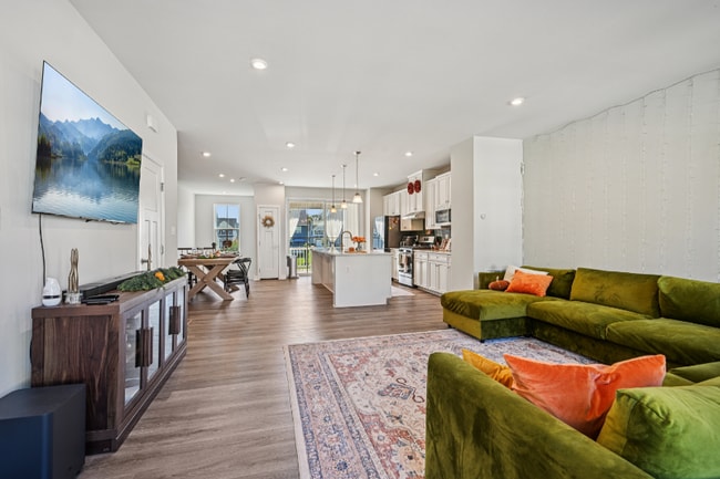 Photo - 134 Torrey Dr