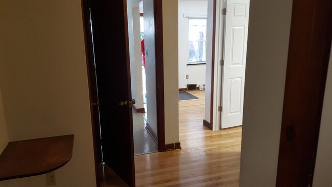 730 W Highland Aly