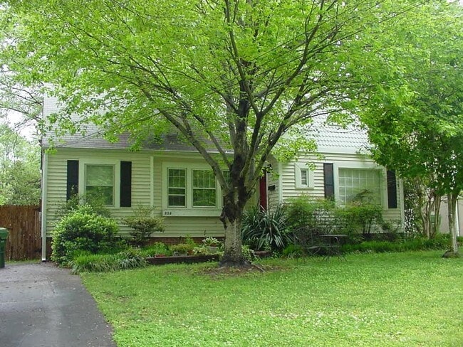 Building Photo - 836 Ponce De Leon Terrace NE