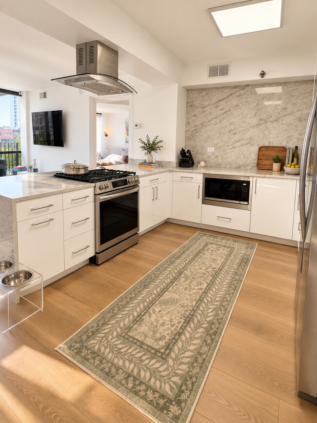 Photo - 1309 N Wells St