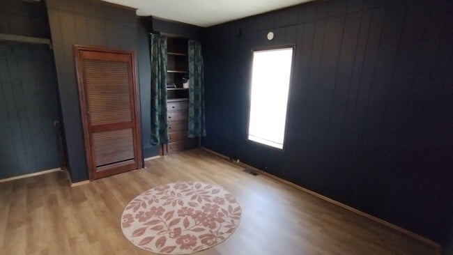 Photo - 226 Beaver Ave NE