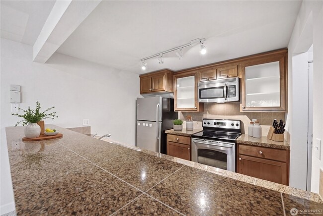 300 N 130th St