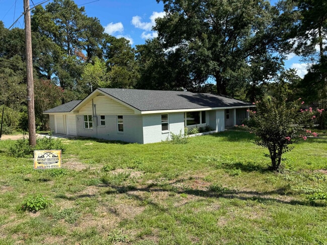 Photo - 520 Pine