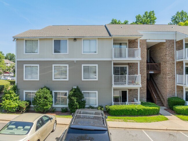 Building Photo - 9535 University Terrace Dr Unit 1 - Room 1