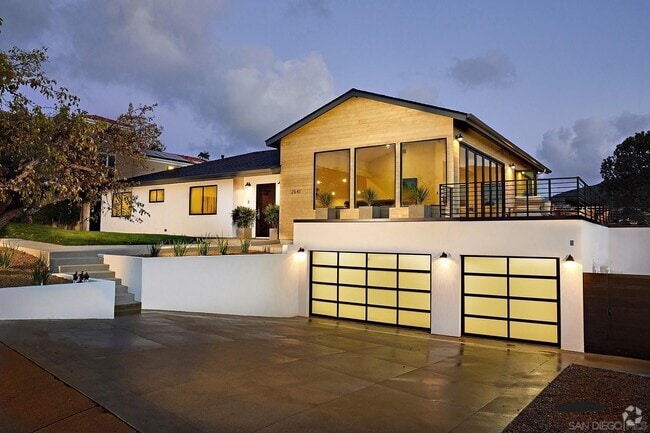 Building Photo - 2641 Costebelle Dr Rental