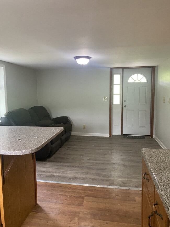 Photo - 1261 NY-7 Apartamento Unidad #14