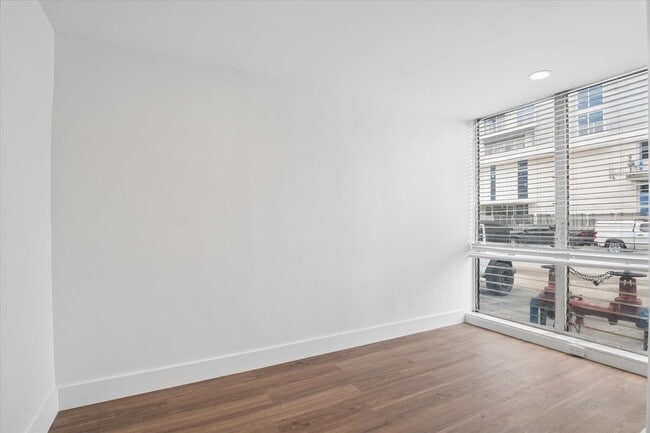 Photo - 524 Orton Ave Unidad 101