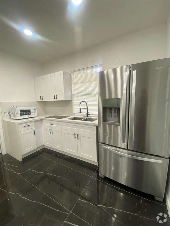Building Photo - 18290 SW 294th St Unit 0 Rental