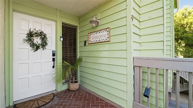 Building Photo - 318 Windrush Blvd Unit 9