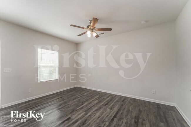 Photo - 10714 Rivergate Dr NW Casa