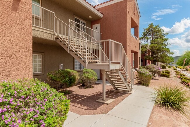 Photo - NEW APPLIANCES!  EXCELLENT CONDO IN GATED COMMUNITY LOCATED NORTHEAST OF LAS VEGAS*HCVP CONSIDERED!!