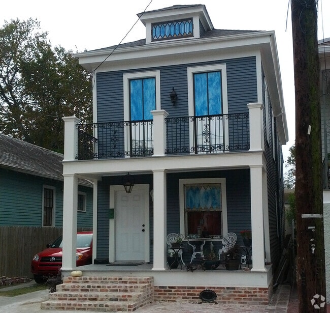 Building Photo - 4722 Palmyra St Rental