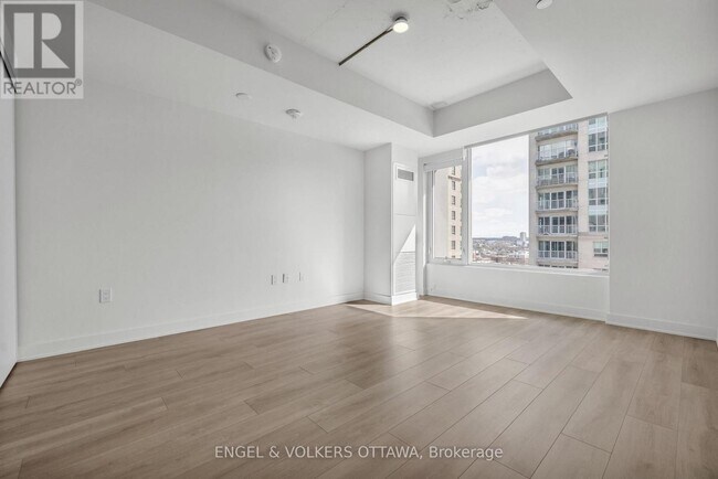 Photo - 199 Rideau St Unit 2306