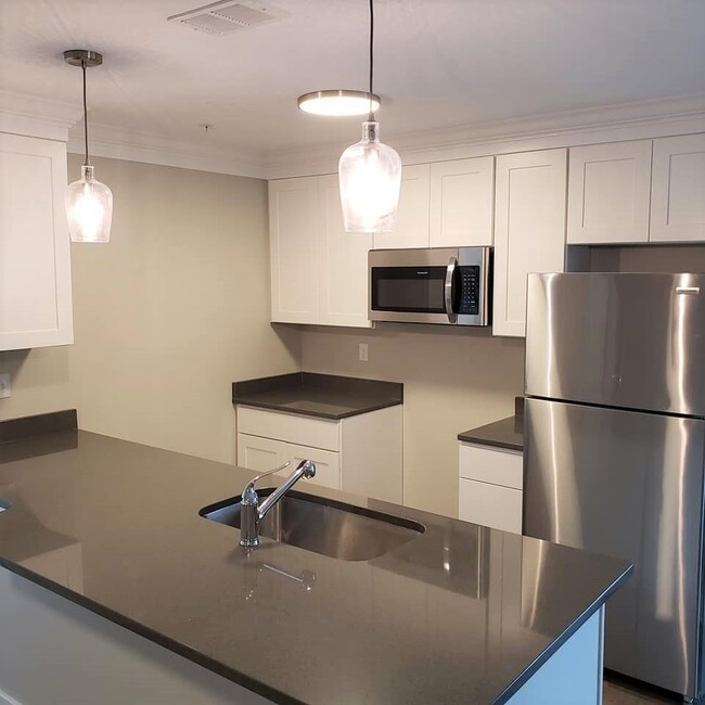 Photo - 10 4th St Unidad 401