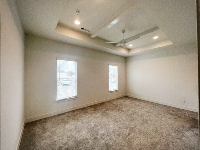 Photo - 6304 SW Luna Ln