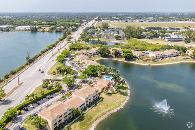 Context - Villas At Lakeview