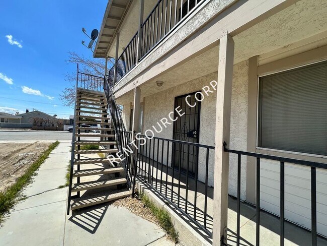 Photo - 15582 L St Unit 02