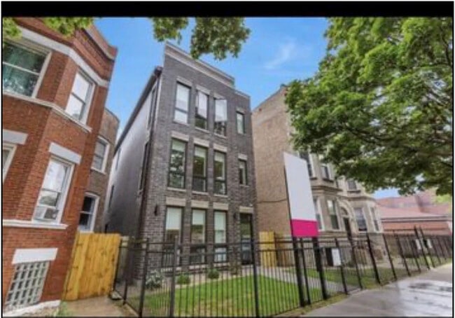 Building Photo - 4917 S Champlain Ave