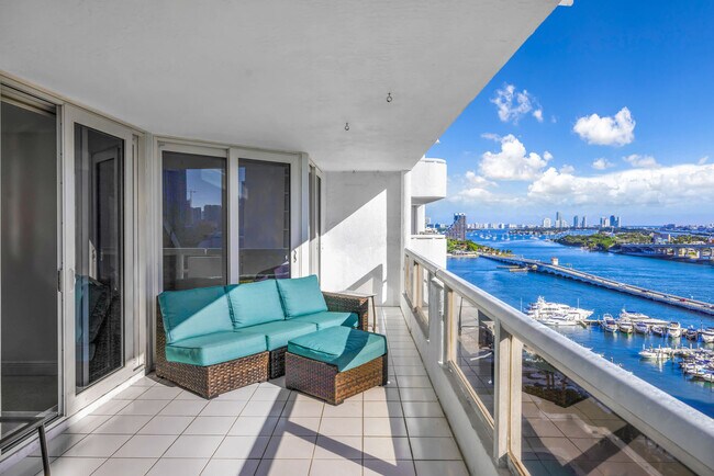 Photo - 1717 N Bayshore Dr Unidad ID1054118P