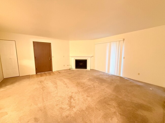 Photo - 2BR/2BA | Newly Renovated Condo| Nice views of grassy area | Community Pool!