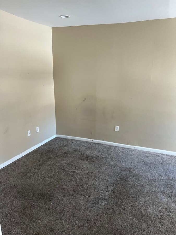 Photo - 525 Normandy Ave