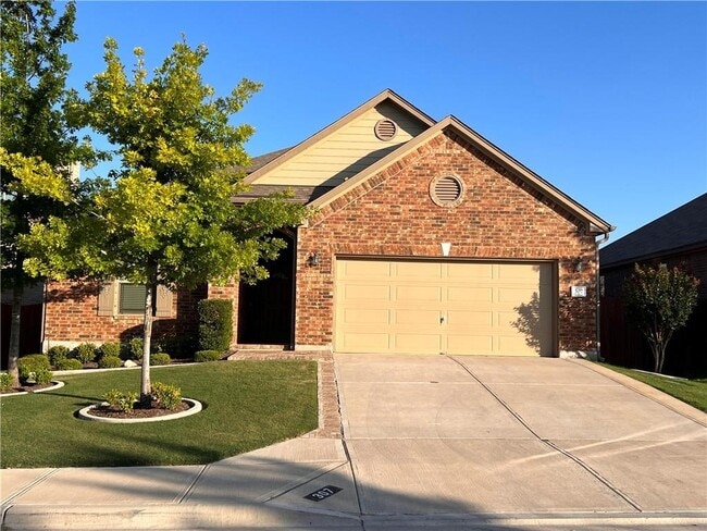 Building Photo - 307 Alamosa Dr Rental