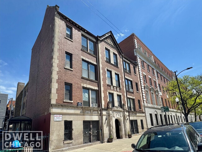 Photo - 3346 N Marshfield Ave Unidad 1