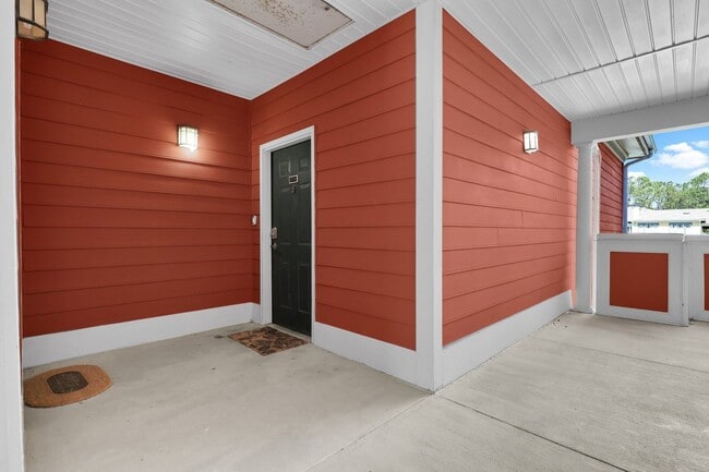 Photo - Condominium in The Merritt on Whitemarsh Island for Lease