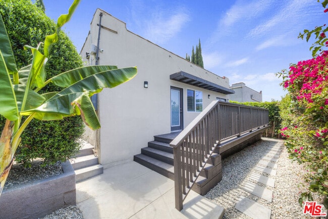 Photo - 1806 Ashmore Pl
