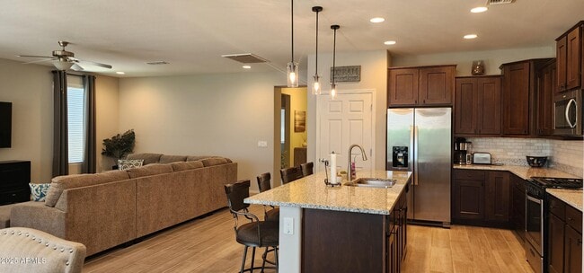 Photo - 18903 N 261st Dr