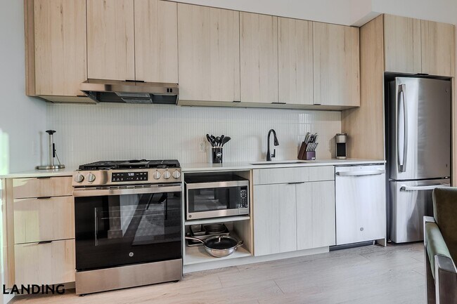 Photo - 2623 Keene St Unit 576