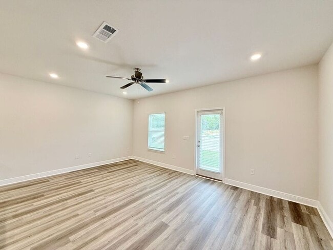 Photo - 2595 Cliff Hollow Cir