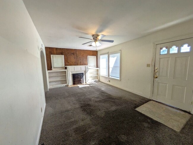 Photo - 4670 Maddox St