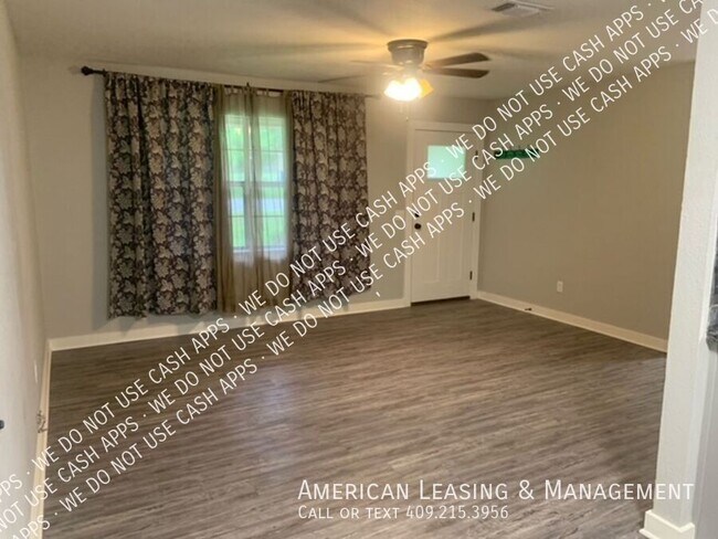 Photo - 109 Frankens St