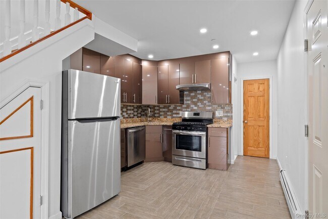 Photo - 168-31 Hillside Ave. Unit F