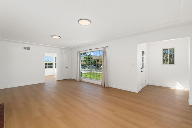 Photo - 456 Casselman St