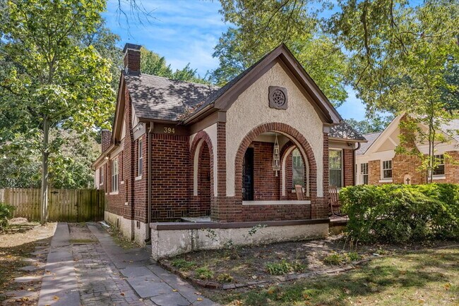 3/2 fully updated with appliances included!